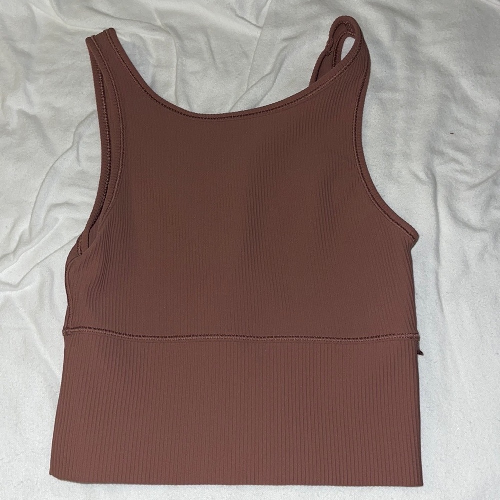 lulu pink top